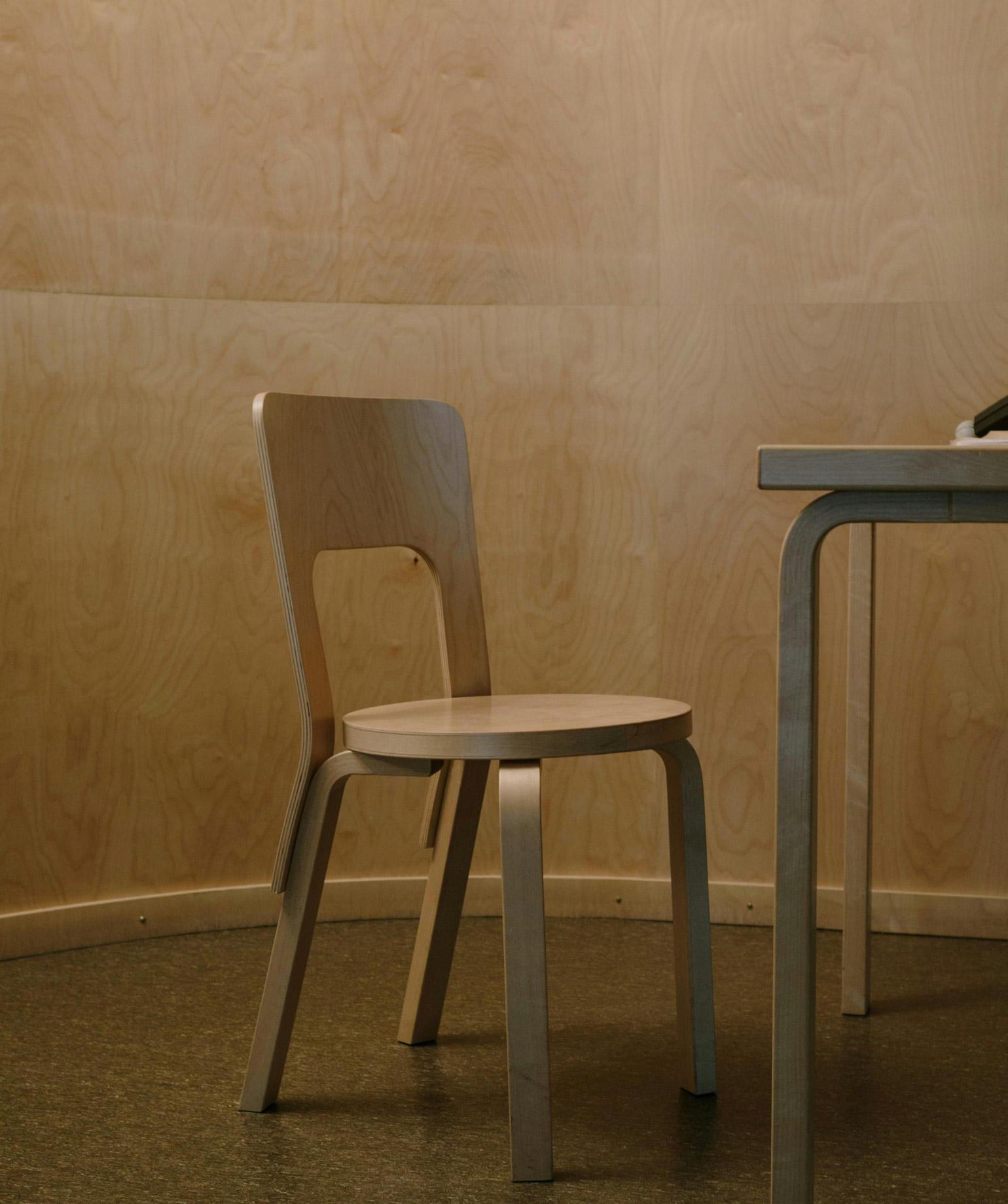 Maoo Chair - Image 2