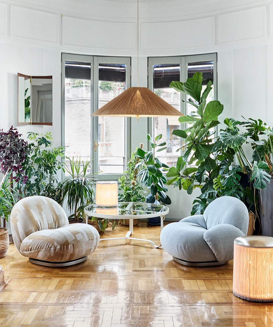 Gravity Ceiling Lamp - Image 2