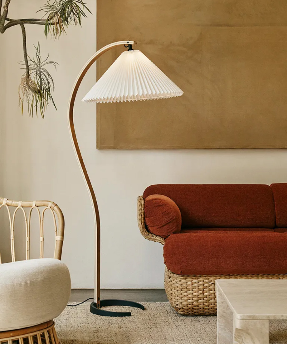 Gravity Floor Lamp - Image 2
